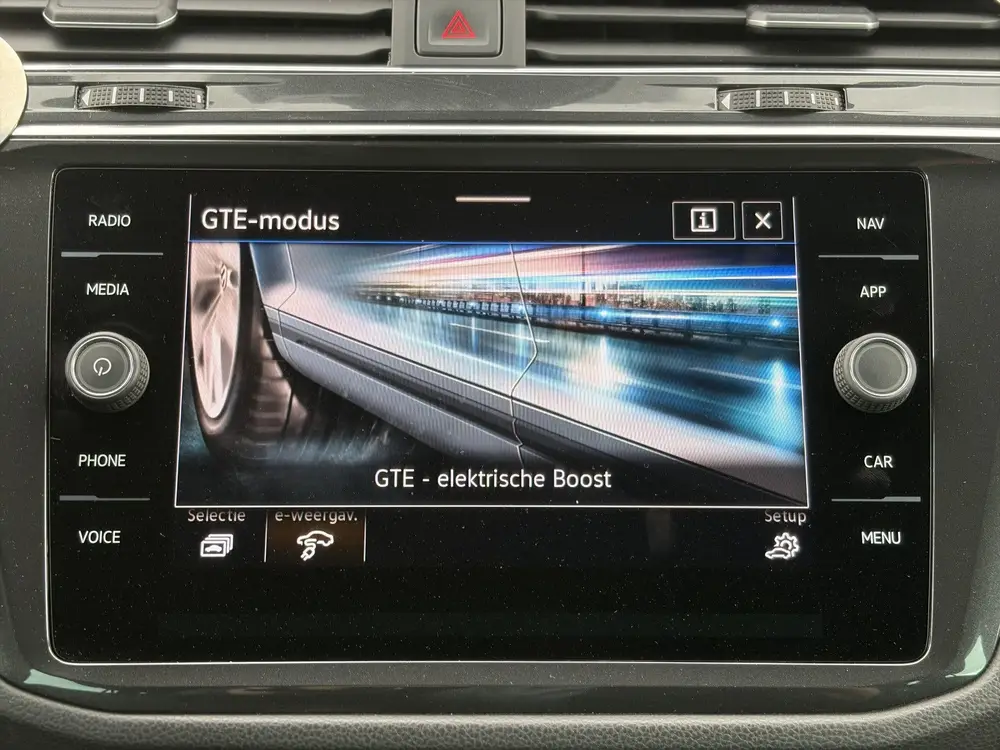 Volkswagen Tiguan 1.4 TSI eHybrid R-Line Business+ 266pk | V uit 2022, foto 14