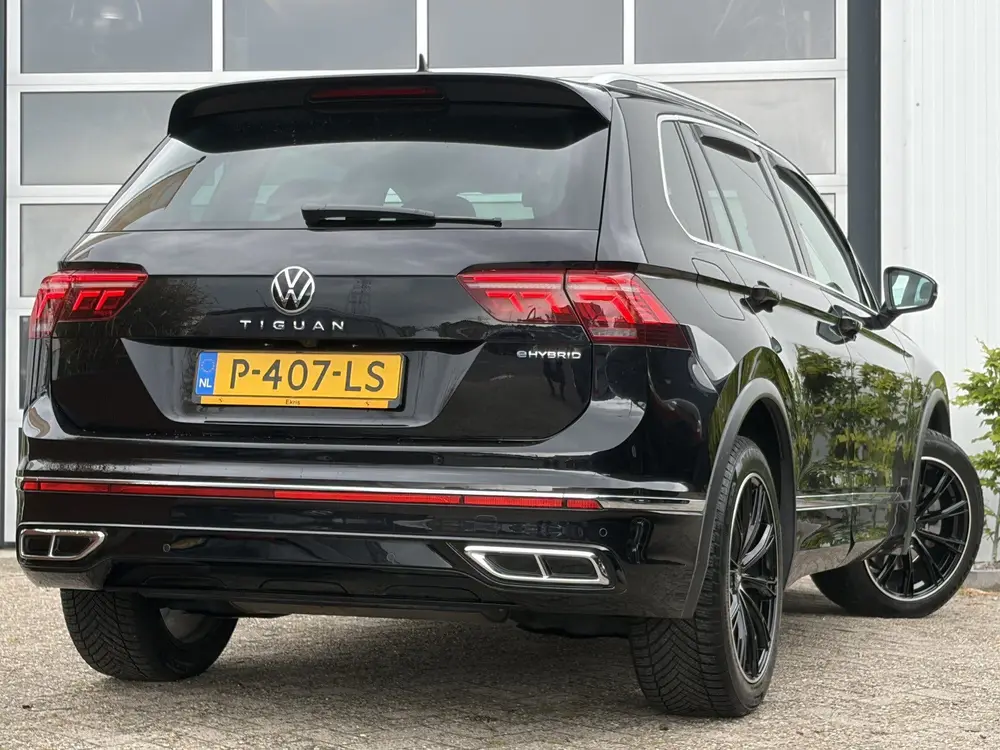 Volkswagen Tiguan 1.4 TSI eHybrid R-Line Business+ 266pk | V uit 2022, foto 2