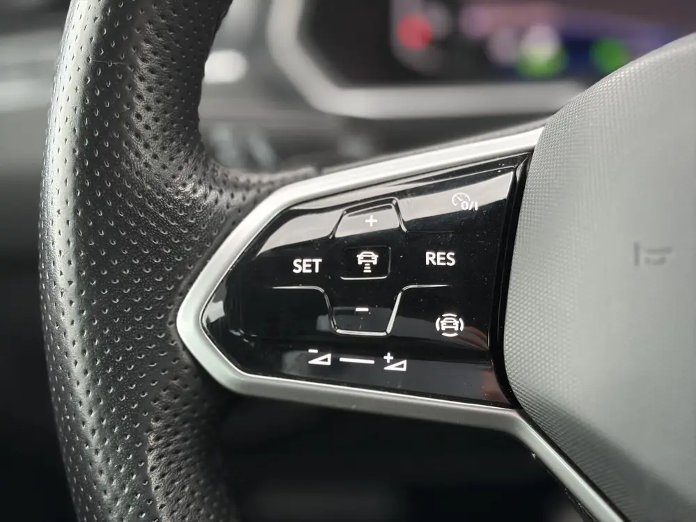 Volkswagen Tiguan 1.4 TSI eHybrid R-Line Business+ 266pk | V uit 2022, foto 20