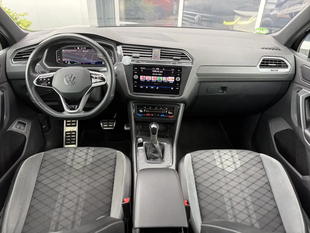 Volkswagen Tiguan 1.4 TSI eHybrid R-Line Business+ 266pk | V uit 2022, foto 6