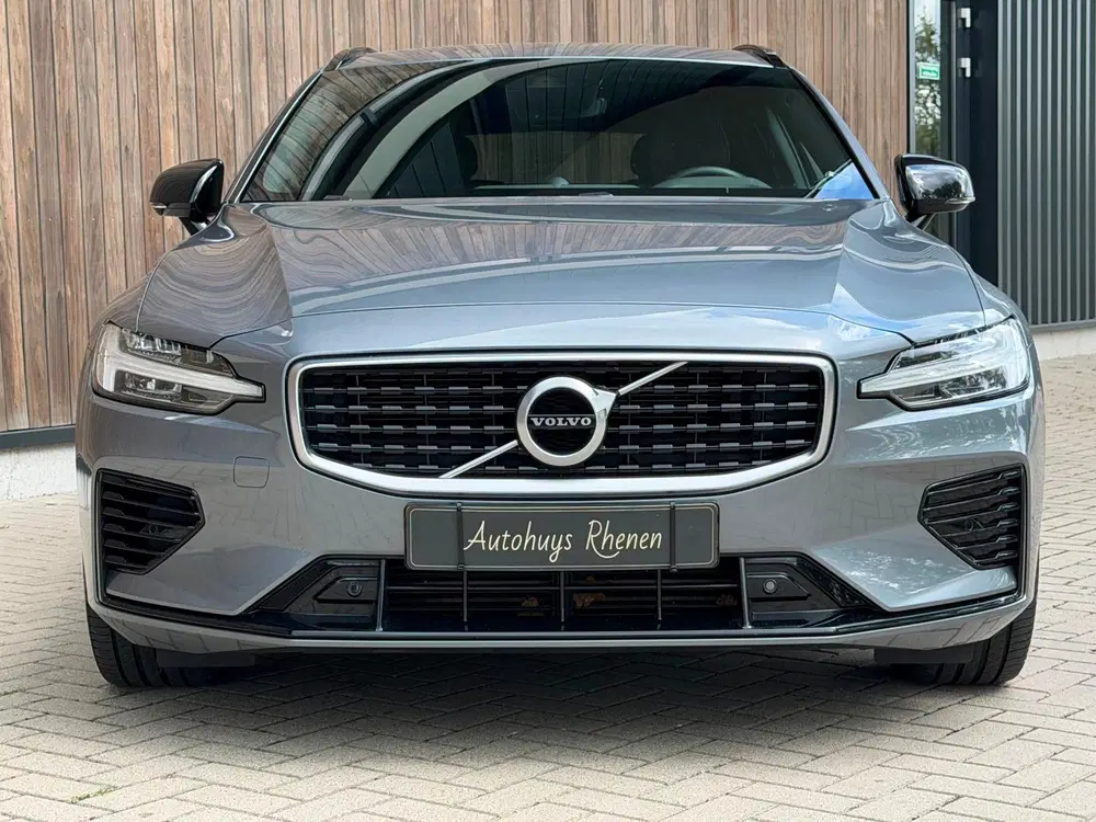 Volvo V60 2.0 T8 Twin Engine AWD R-Design uit 2020, foto 5