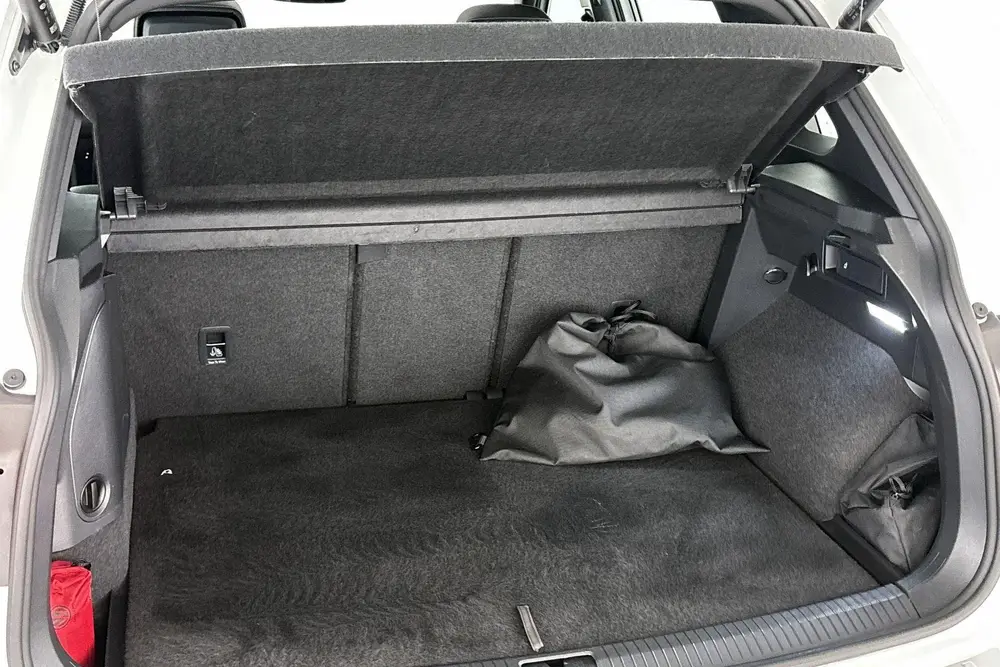 Volkswagen Tiguan 1.4 TSI eHybrid R-Line Business+ Pano Trek uit 2022, foto 11