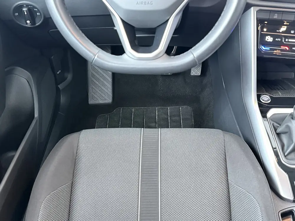 Volkswagen T-Roc 1.5 TSI Life Edition | AUTOMAAT | Adapt. Cr uit 2025, foto 13