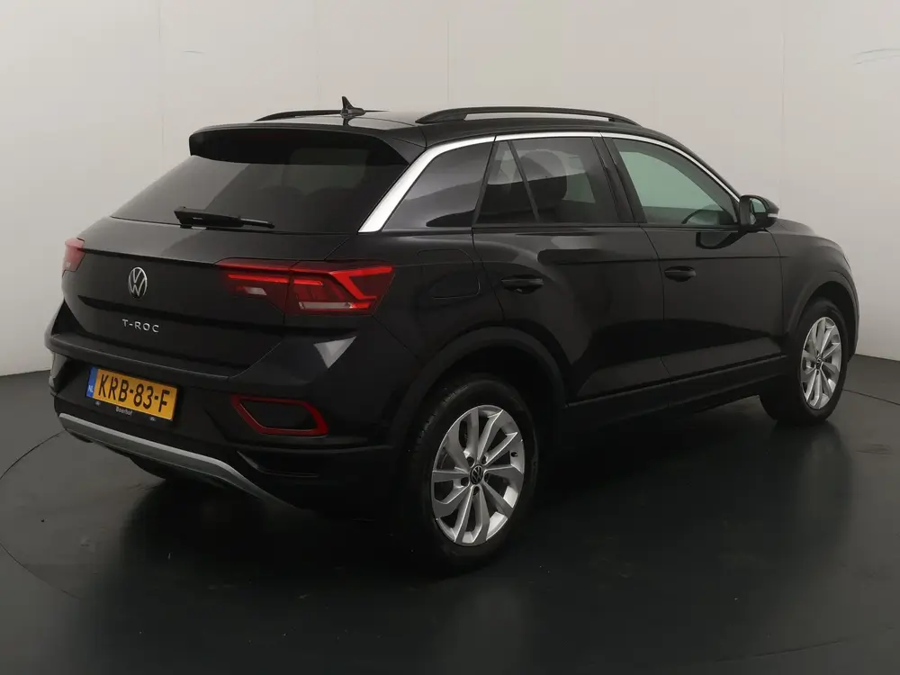 Volkswagen T-Roc 1.5 TSI Life Edition | AUTOMAAT | Adapt. Cr uit 2025, foto 5