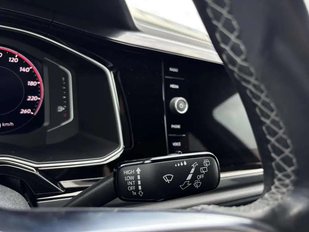 Volkswagen Polo 1.0 TSI Highline Business R acc pdc apple ca uit 2020, foto 15