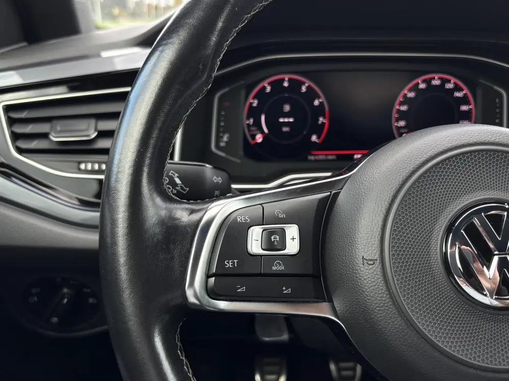 Volkswagen Polo 1.0 TSI Highline Business R acc pdc apple ca uit 2020, foto 16