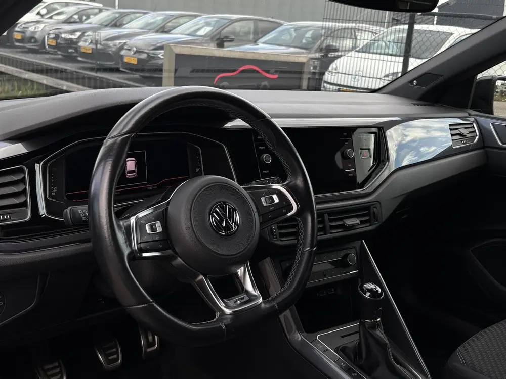 Volkswagen Polo 1.0 TSI Highline Business R acc pdc apple ca uit 2020, foto 3