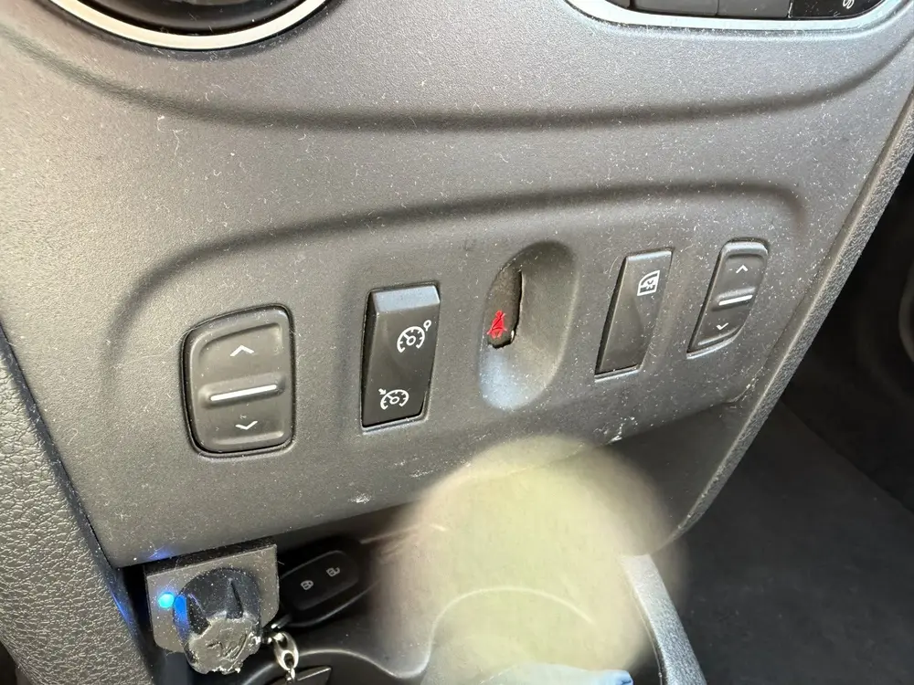 Dacia Logan MCV 0.9 TCe Tech Road (bj 2019) uit 2019, foto 9