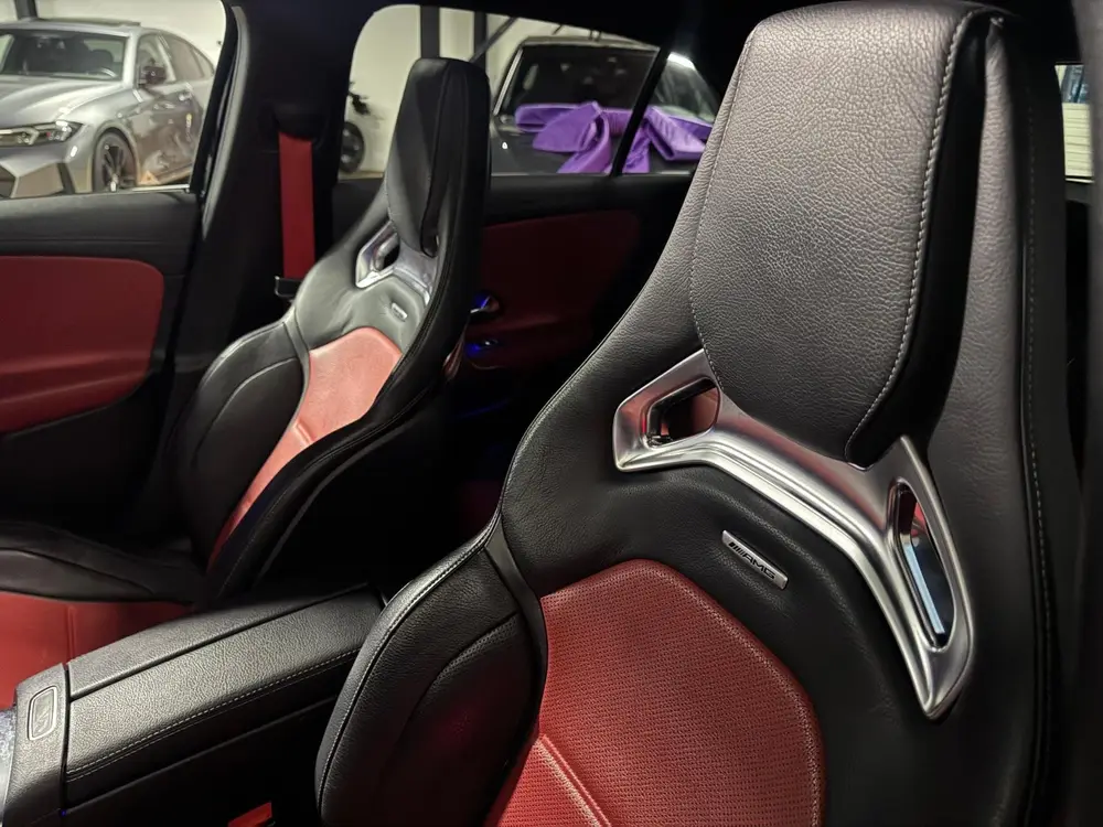 Mercedes-Benz A-Klasse AMG 35 4MATIC Edition 1 PANO KEYLESS uit 2019, foto 11