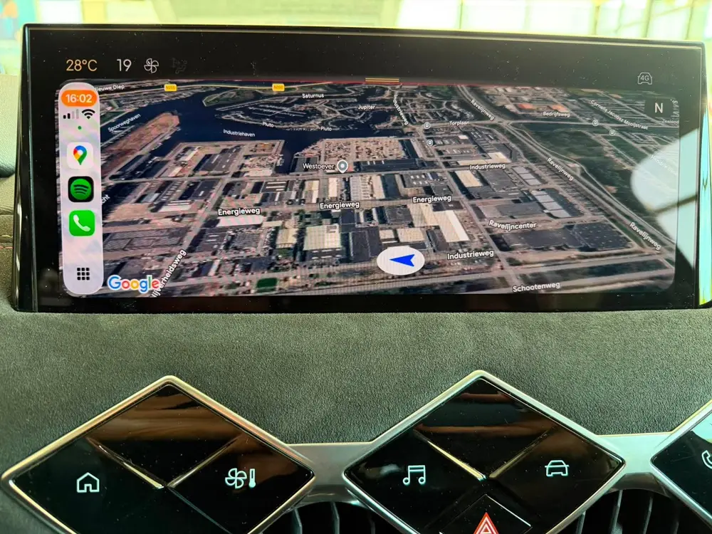 DS Automobiles DS 3 DS DS 3 Hybrid 136pk Performance Line Auto uit 2024, foto 9