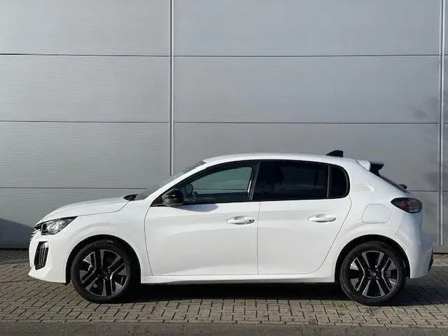 Peugeot 208 1.2 Hybrid 110 e-DCS6 Allure uit 2025, foto 4