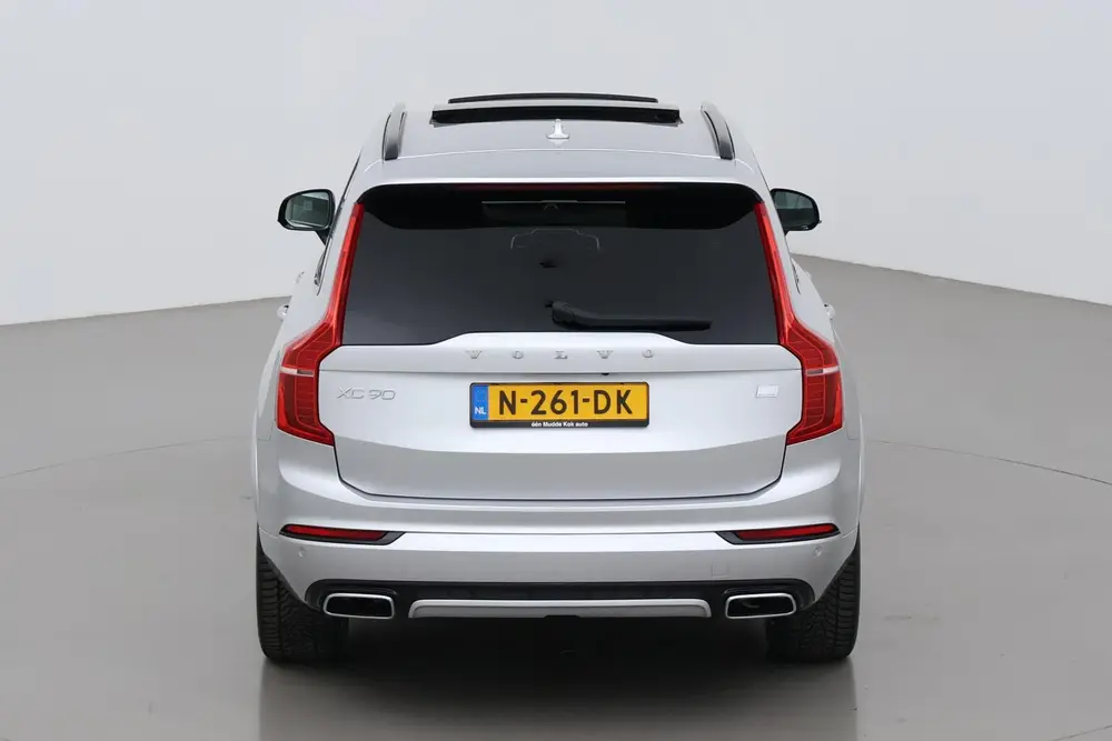 Volvo XC90 T8 Recharge R-Design uit 2021, foto 9