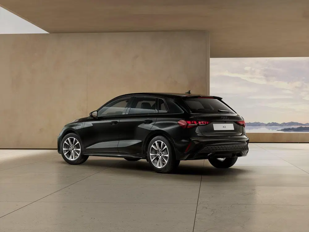 Audi A3 1.5 e-hybrid 204pk S Edition uit 2026, foto 2
