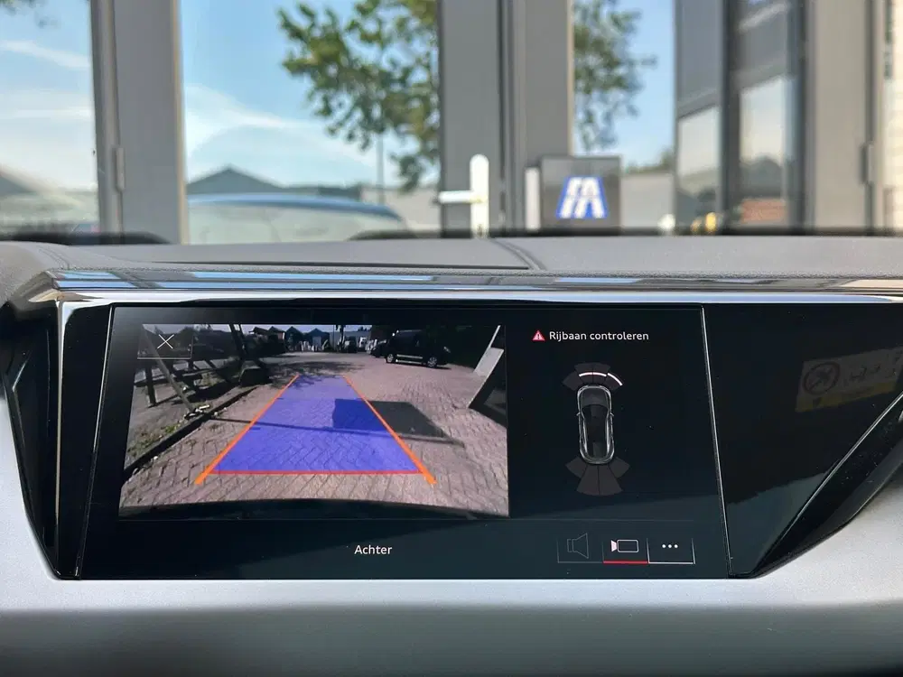 Audi e-tron Quattro uit 2022, foto 11