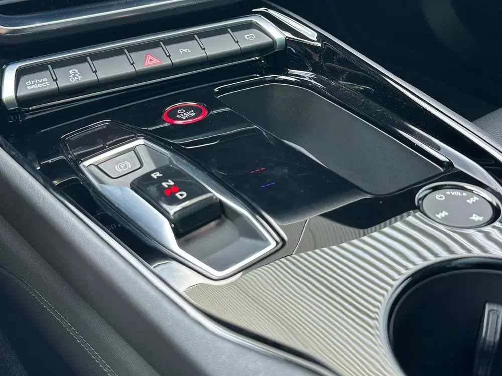 Audi e-tron Quattro uit 2022, foto 16
