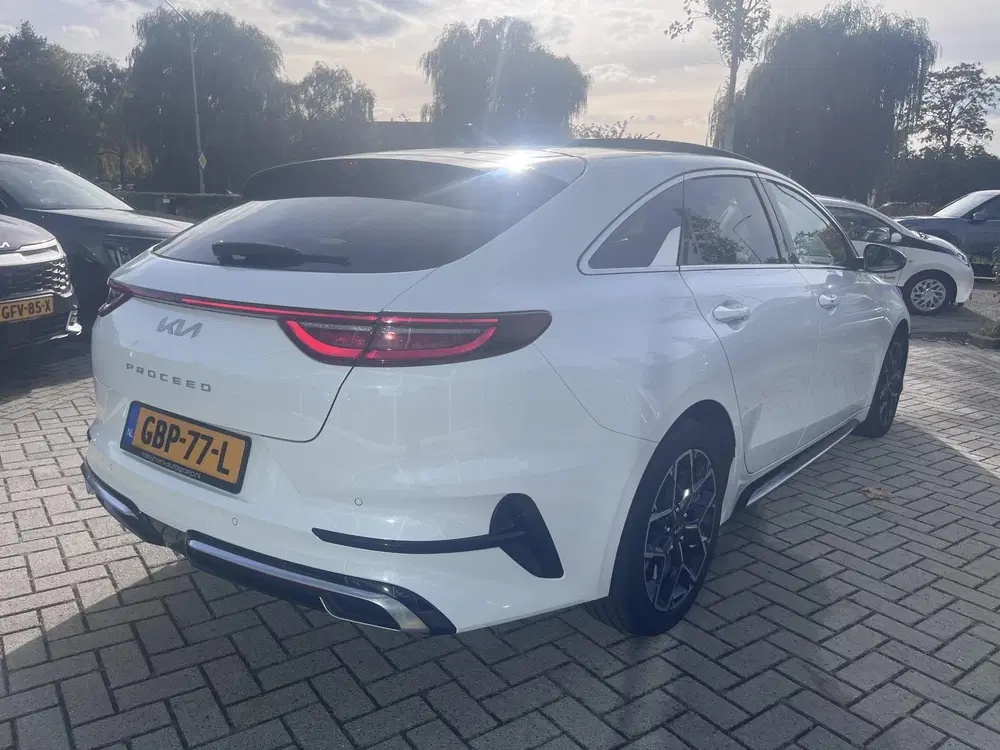 Kia ProCeed 1.5 T-GDi GT-Line Schuifdak uit 2024, foto 3