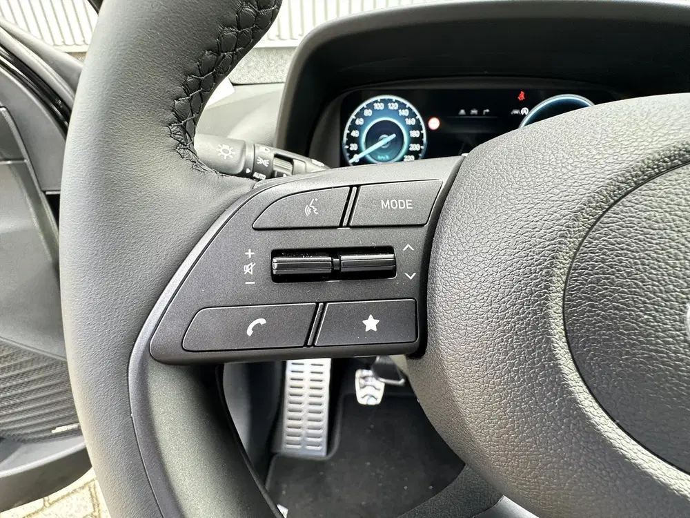 Hyundai BAYON 1.0 T-GDI 48V 100PK Premium Sky Open dak I uit 2024, foto 20