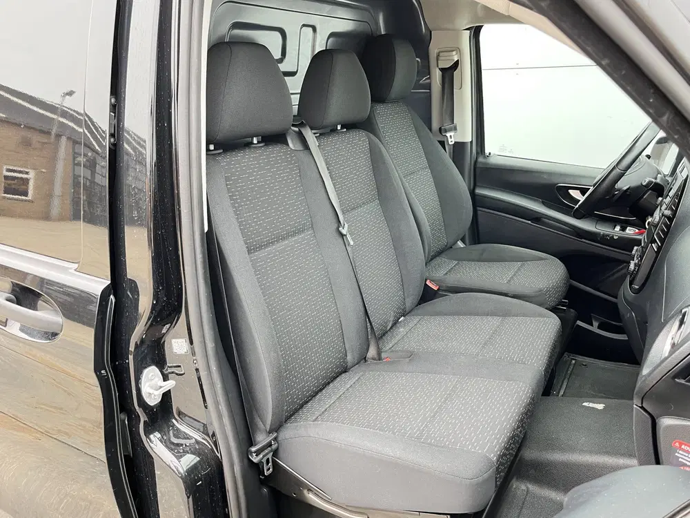 Mercedes-Benz Vito 119 1.9 CDI 190pk Automaat L2H1 9G-Tronic uit 2022, foto 8