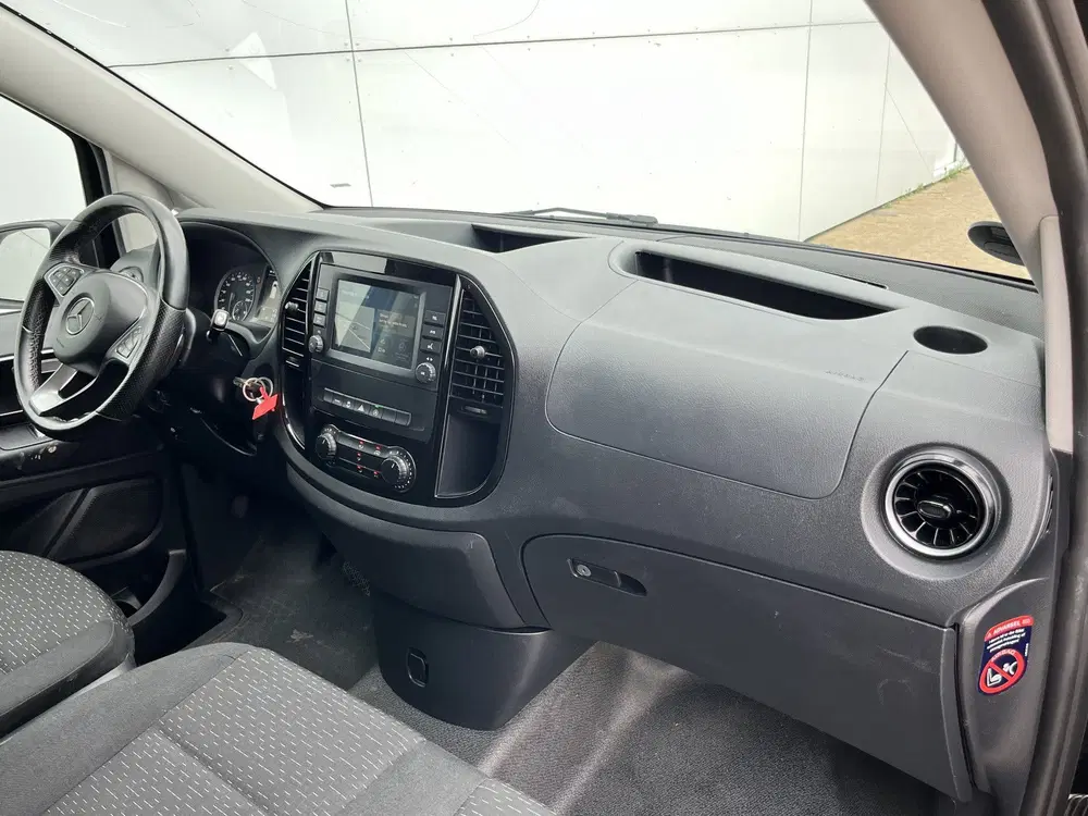 Mercedes-Benz Vito 119 1.9 CDI 190pk Automaat L2H1 9G-Tronic uit 2022, foto 9