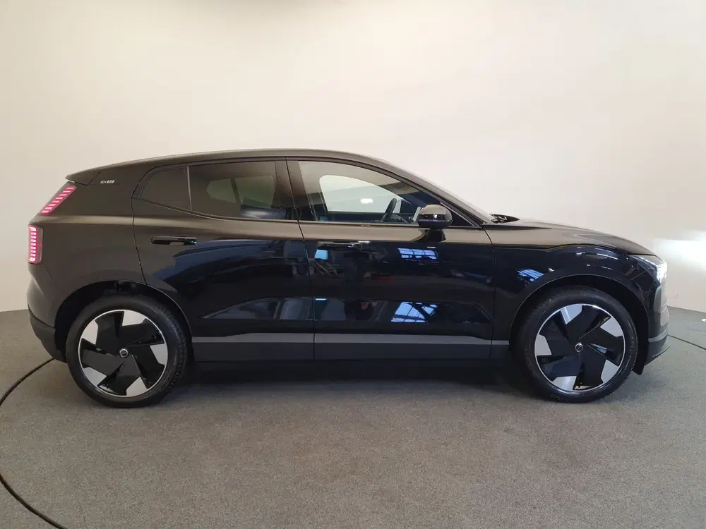 Volvo EX30 Single Motor Extended Range Plus 69 kWh 99 uit 2025, foto 6