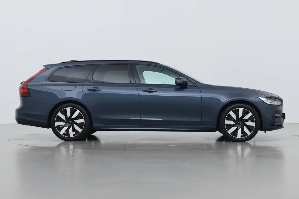 Volvo V90 T6 Plus Dark uit 2025, foto 10