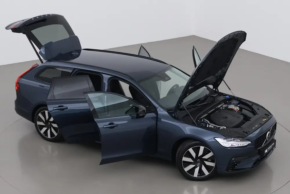 Volvo V90 T6 Plus Dark uit 2025, foto 6