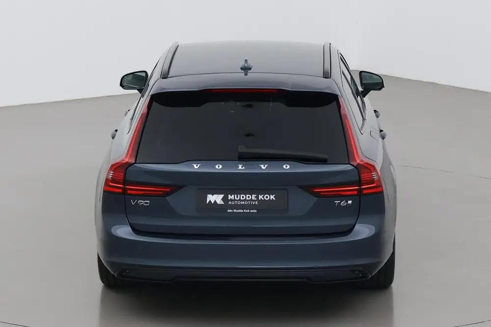 Volvo V90 T6 Plus Dark uit 2025, foto 9