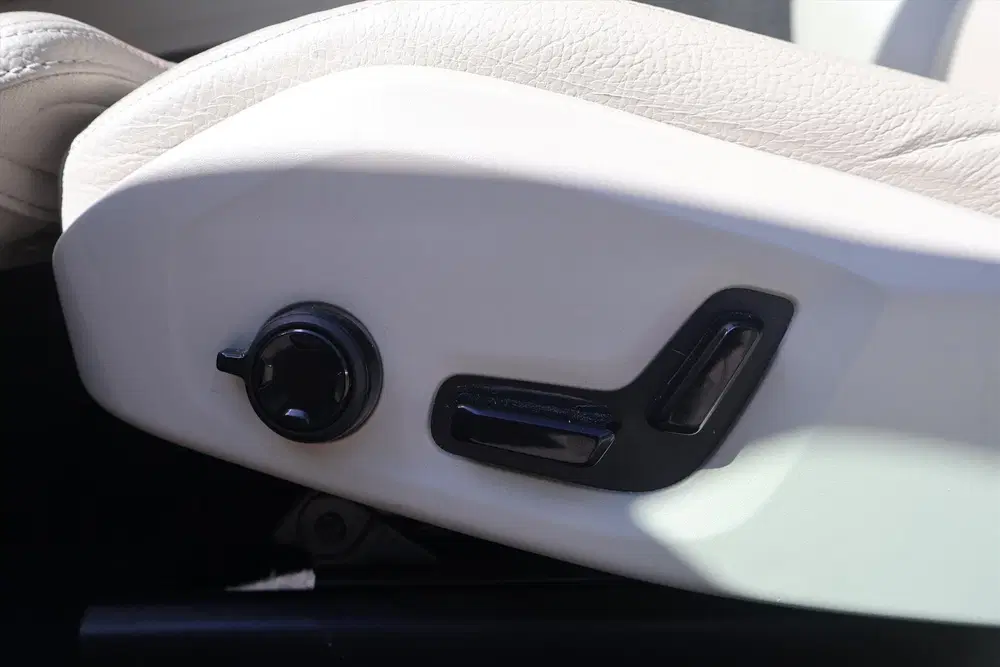 Volvo XC60 Inscription B5 250pk Geartronic I Trekhaak uit 2021, foto 10