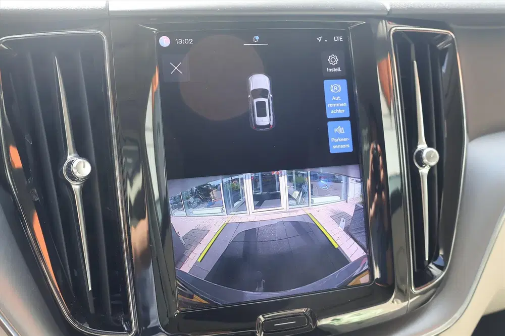 Volvo XC60 Inscription B5 250pk Geartronic I Trekhaak uit 2021, foto 17