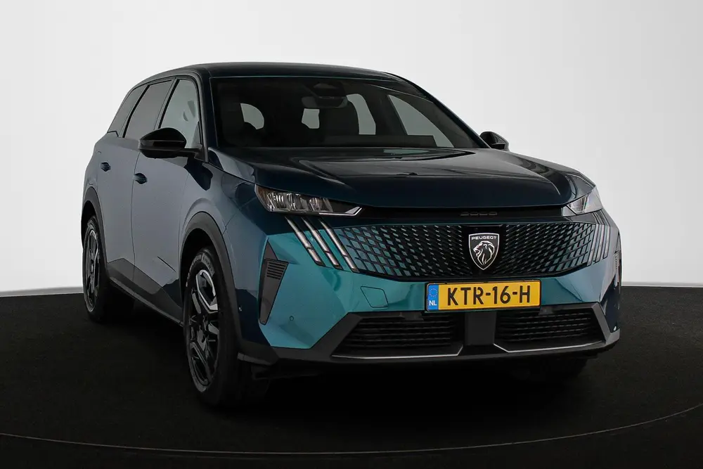 Peugeot 5008 1.6 Plug-in Hybrid 195 Allure 7p Stoelverw uit 2026, foto 2