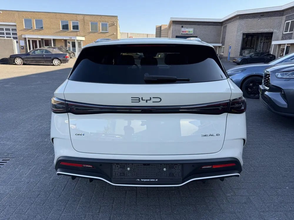 BYD Seal 6 1.5 DM-i Comfort uit 2026, foto 2