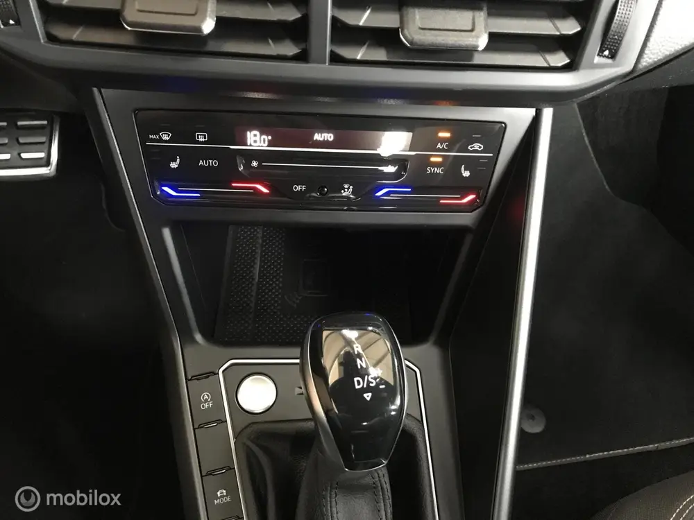 Volkswagen Polo 1.0 TSI R-Line Business Veel uitstraling uit 2022, foto 11