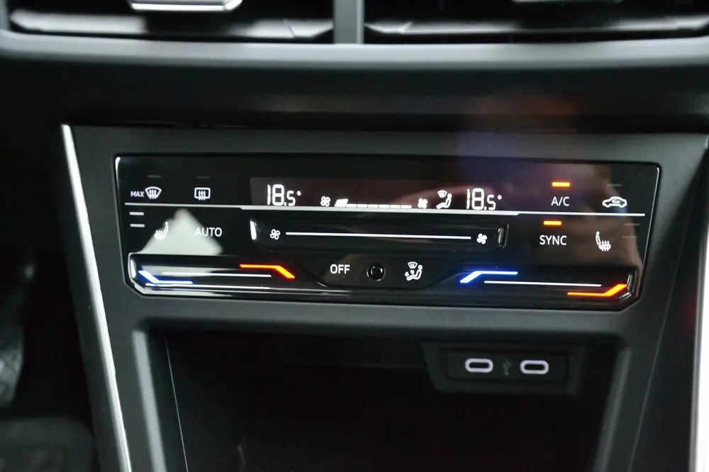 Volkswagen Polo 1.0 TSI Life 95PK | ACC | Carplay | Stoelver uit 2022, foto 13