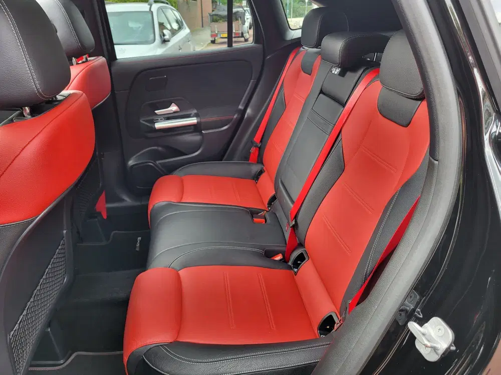 Mercedes-Benz GLA 250 e Star Edition AMG Line Plus uit 2023, foto 9