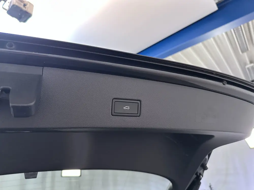 Volkswagen T-Roc 1.5 TSI 150pk DSG Sport Business R R-Line C uit 2021, foto 15