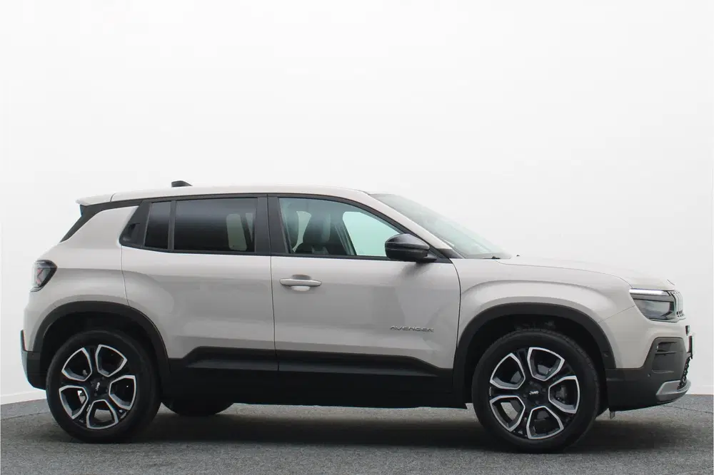 Jeep Avenger Summit 54 kWh Camera uit 2025, foto 19