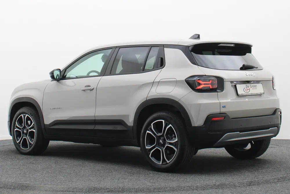 Jeep Avenger Summit 54 kWh Camera uit 2025, foto 3