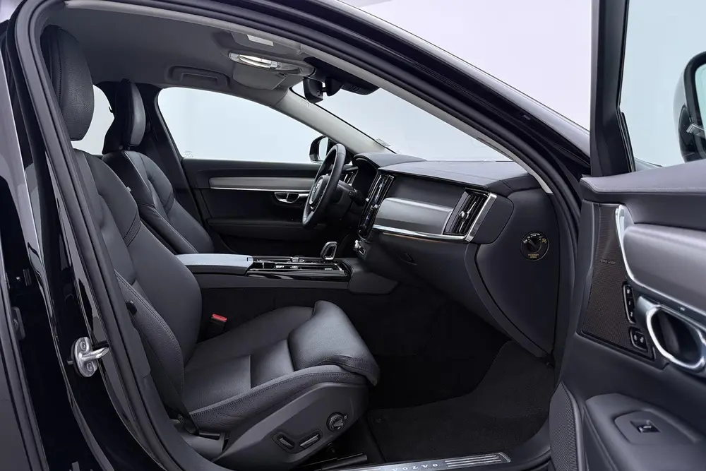 Volvo V90 T8 Plus Dark uit 2024, foto 5