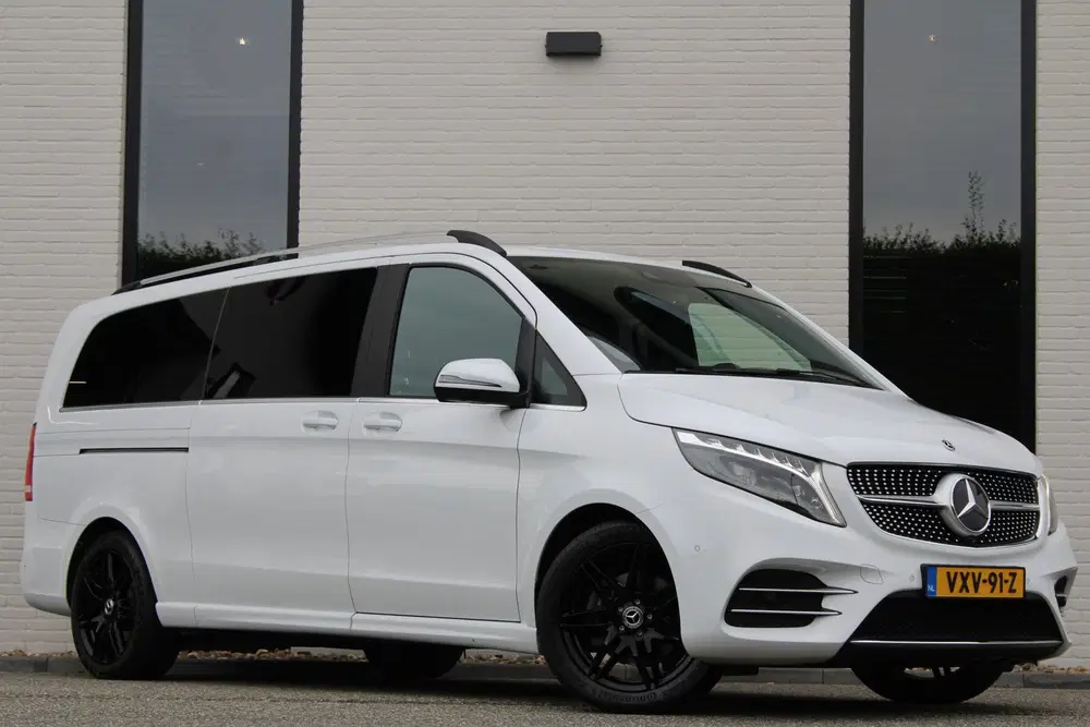 Mercedes-Benz V-Klasse 300d uit 2024