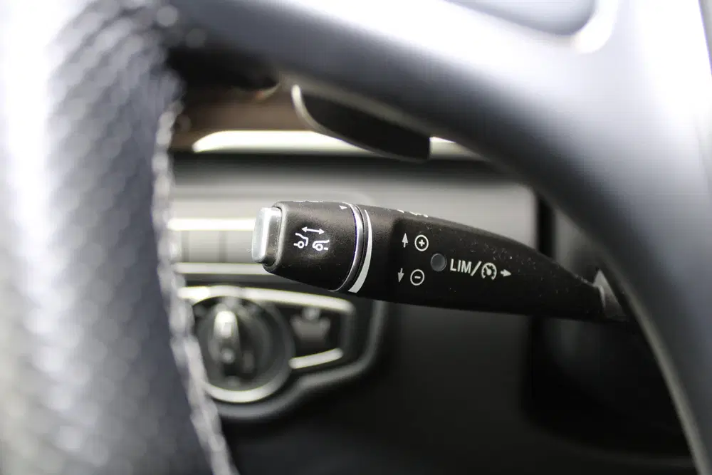 Mercedes-Benz V-Klasse 300d uit 2024, foto 19
