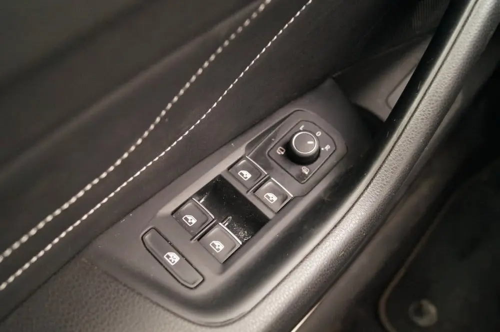 Volkswagen Arteon 2.0 TDi 150pk R-line -NAVI-ECC-PDC uit 2021, foto 20