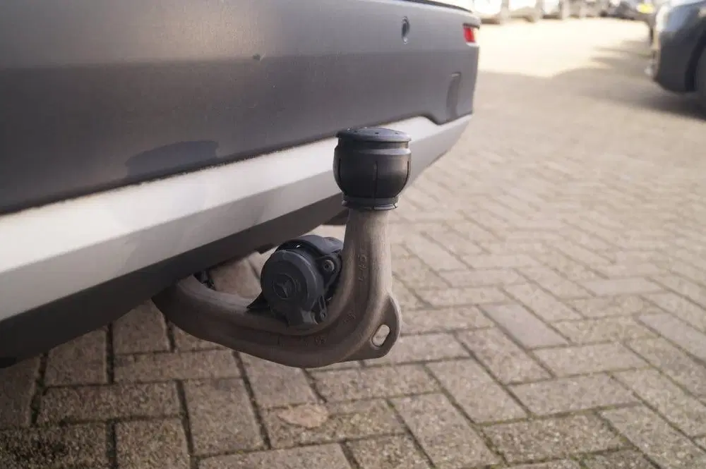 Mercedes-Benz GLA 180d Automaat Business Line -ECC-NAVI-TREK uit 2022, foto 11