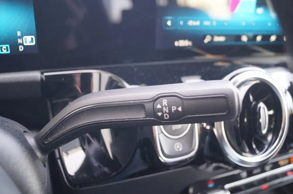 Mercedes-Benz GLA 180d Automaat Business Line -ECC-NAVI-TREK uit 2022, foto 17