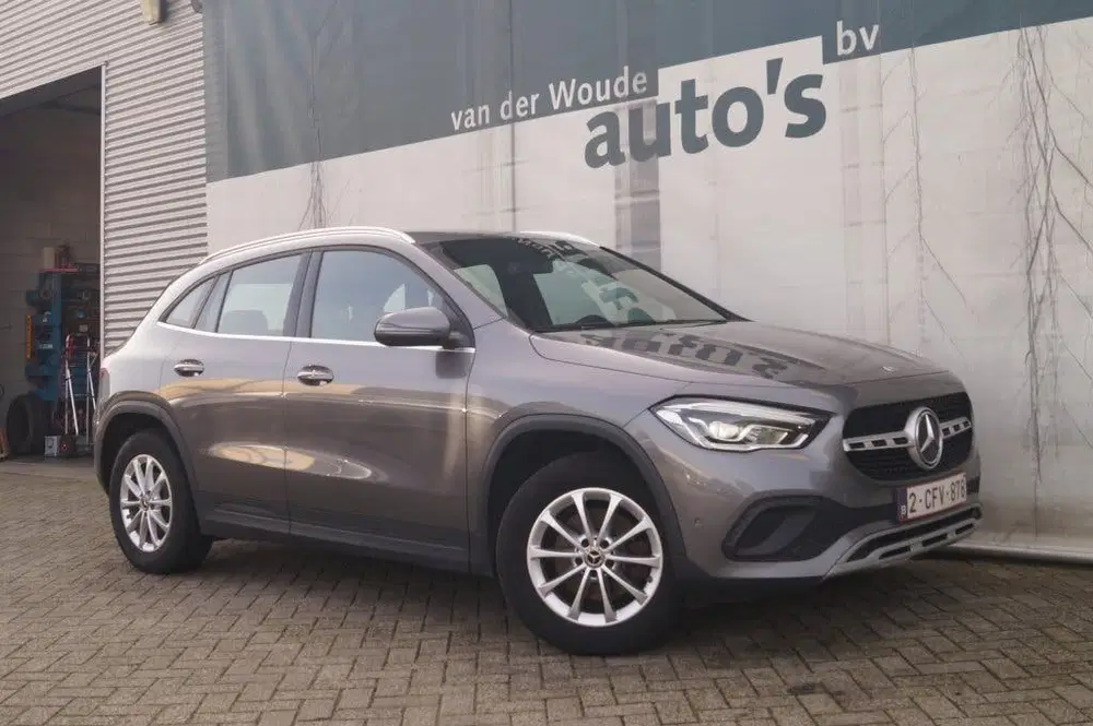 Mercedes-Benz GLA 180d Automaat Business Line -ECC-NAVI-TREK uit 2022, foto 3