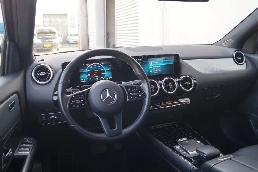 Mercedes-Benz GLA 180d Automaat Business Line -ECC-NAVI-TREK uit 2022, foto 9