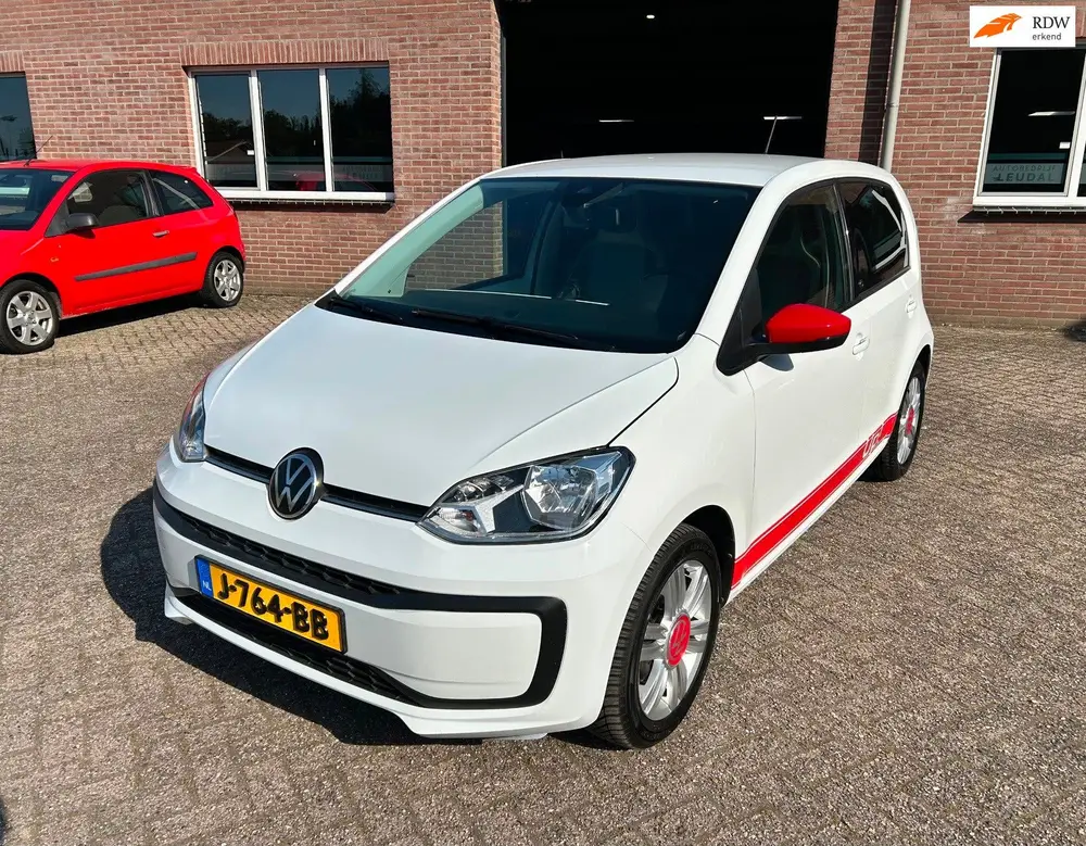 Volkswagen Up! 1.0 beats // 132.000 km // Nieuwe APK ! uit 2020