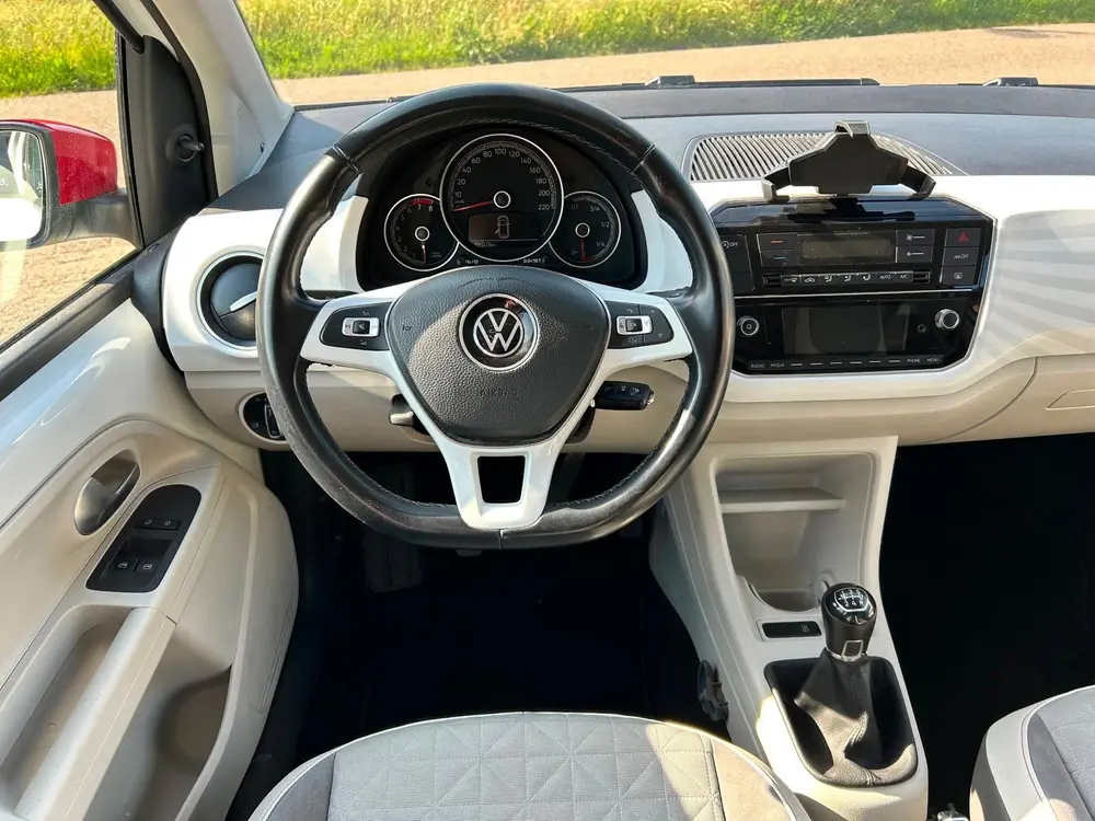 Volkswagen Up! 1.0 beats // 132.000 km // Nieuwe APK ! uit 2020, foto 13