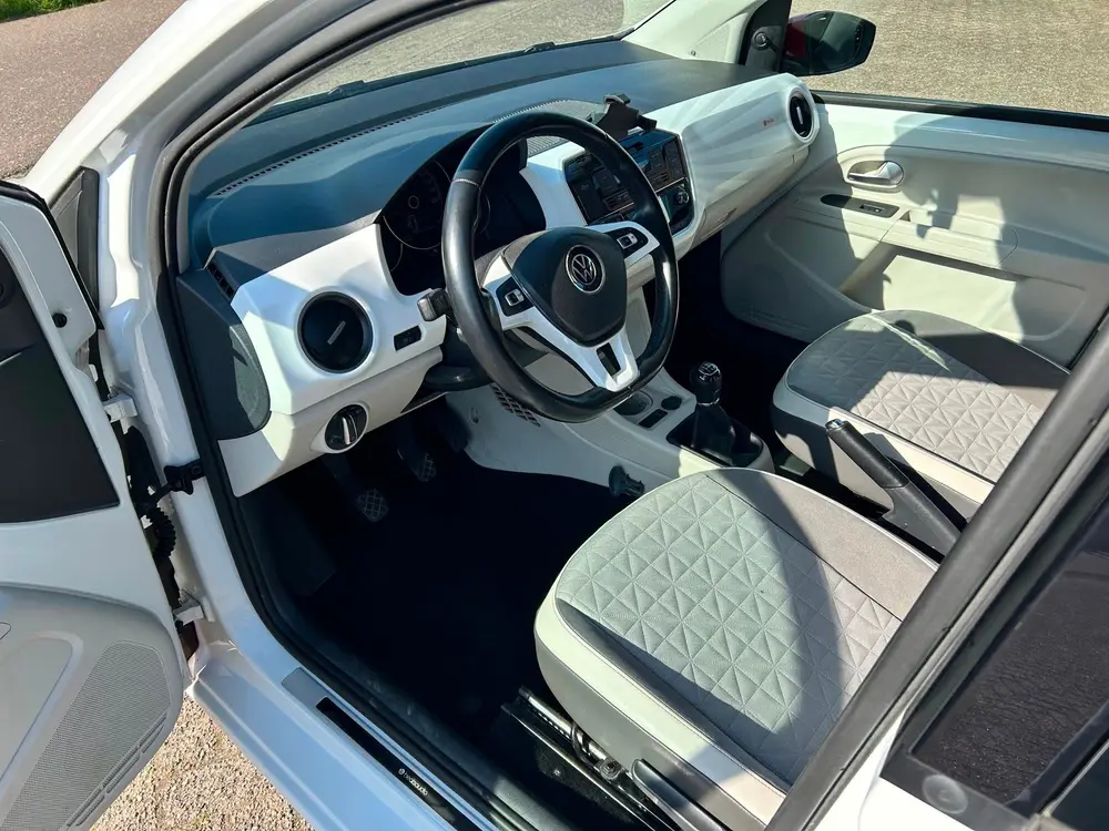 Volkswagen Up! 1.0 beats // 132.000 km // Nieuwe APK ! uit 2020, foto 15