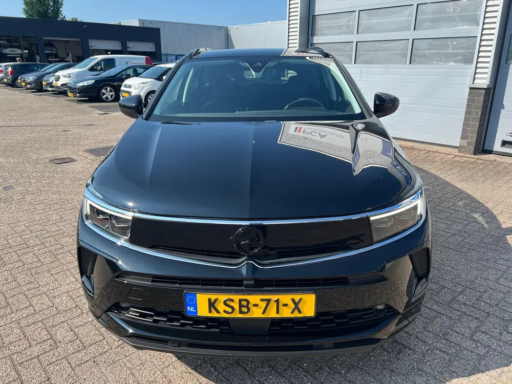 Opel Grandland 1.6 Turbo 300PK Plug-In Hybrid 4x4 GSe uit 2023, foto 3