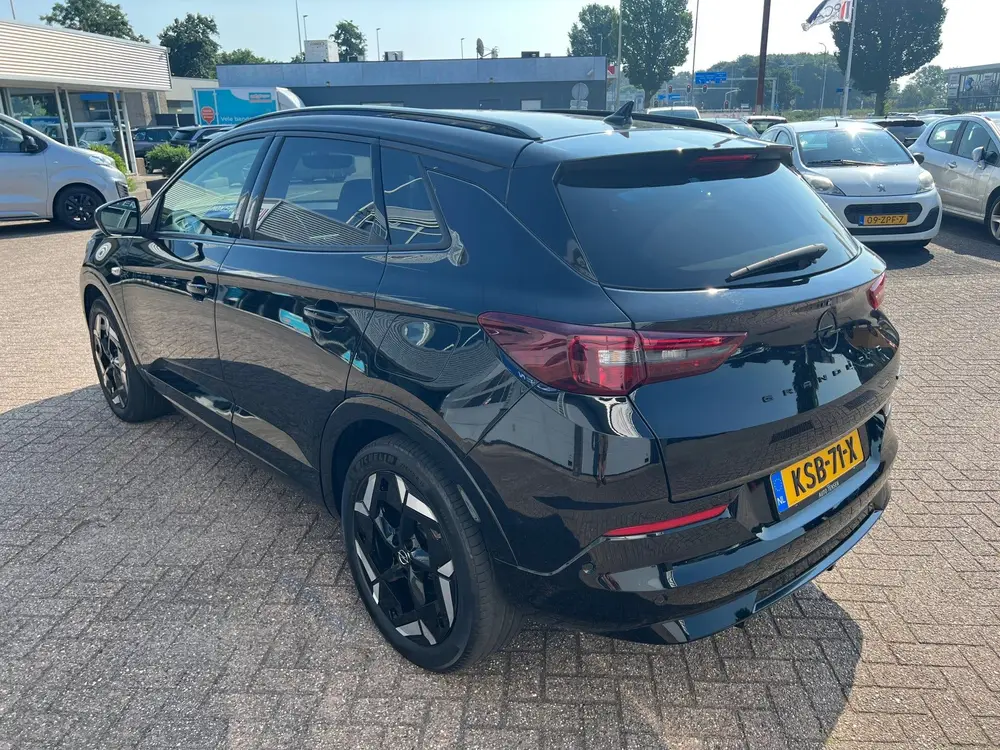 Opel Grandland 1.6 Turbo 300PK Plug-In Hybrid 4x4 GSe uit 2023, foto 6